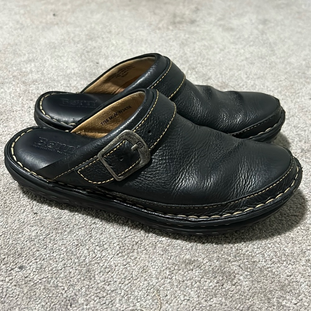 Born Leather Mules Clogs Black Slip On Comfort size 7